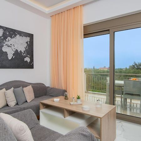 Happiness Apartment Лаганас Екстериор снимка