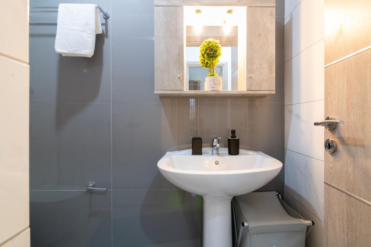 Happiness Apartment Лаганас Екстериор снимка